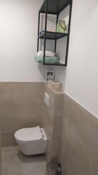 White Brick Apartment Zagabria Esterno foto